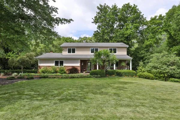 $449,900 | 8849 Indian Mound Road Northwest, Pickerington, OH 43147
