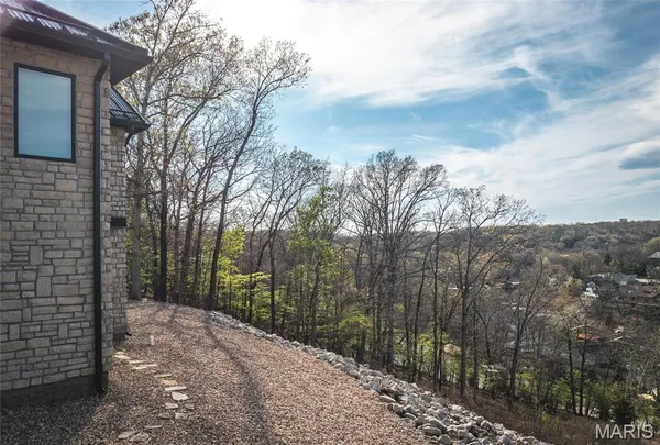 $840,000 | 674 Lazy Days Road, Osage Beach, MO 65065