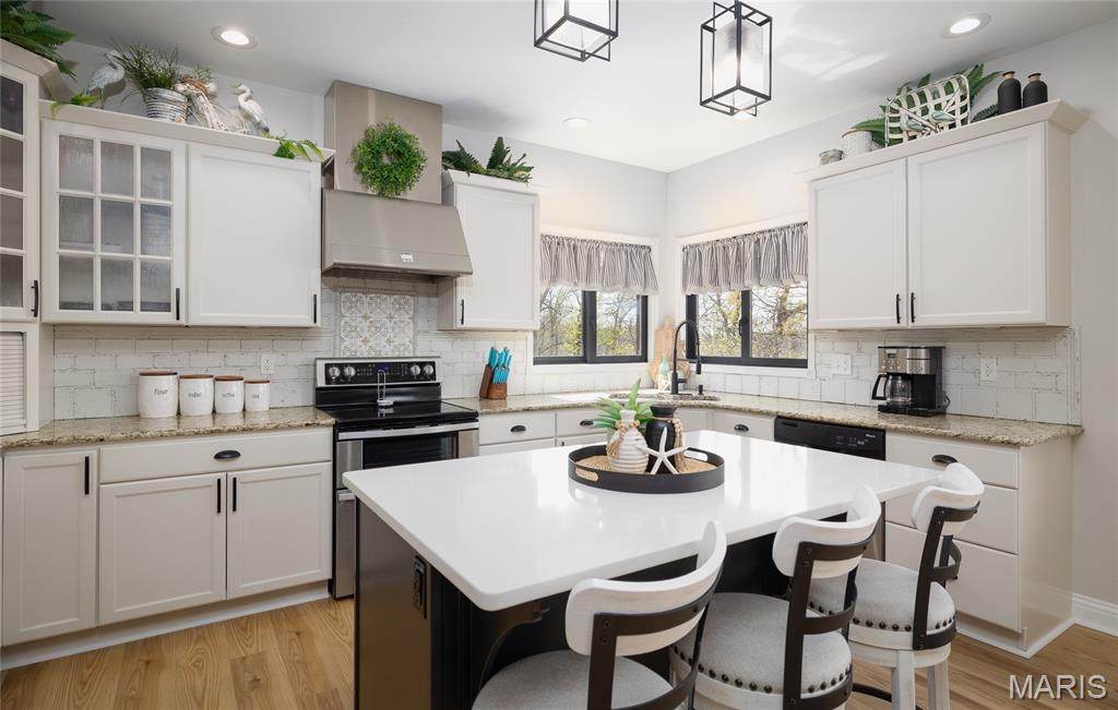 674 Lazy Days Road Osage Beach, MO 65065 - Photo 9 of 71