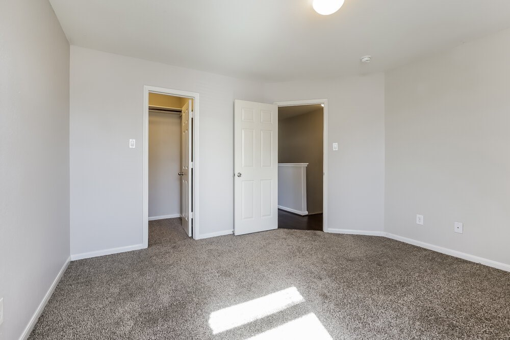 2818 Mesquite Ridge Drive Houston, TX 77073 - Photo 15 of 17 a view of an empty room and window