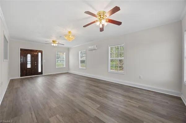 $299,000 | 301 Cloverdale Drive, Archdale, NC 27263