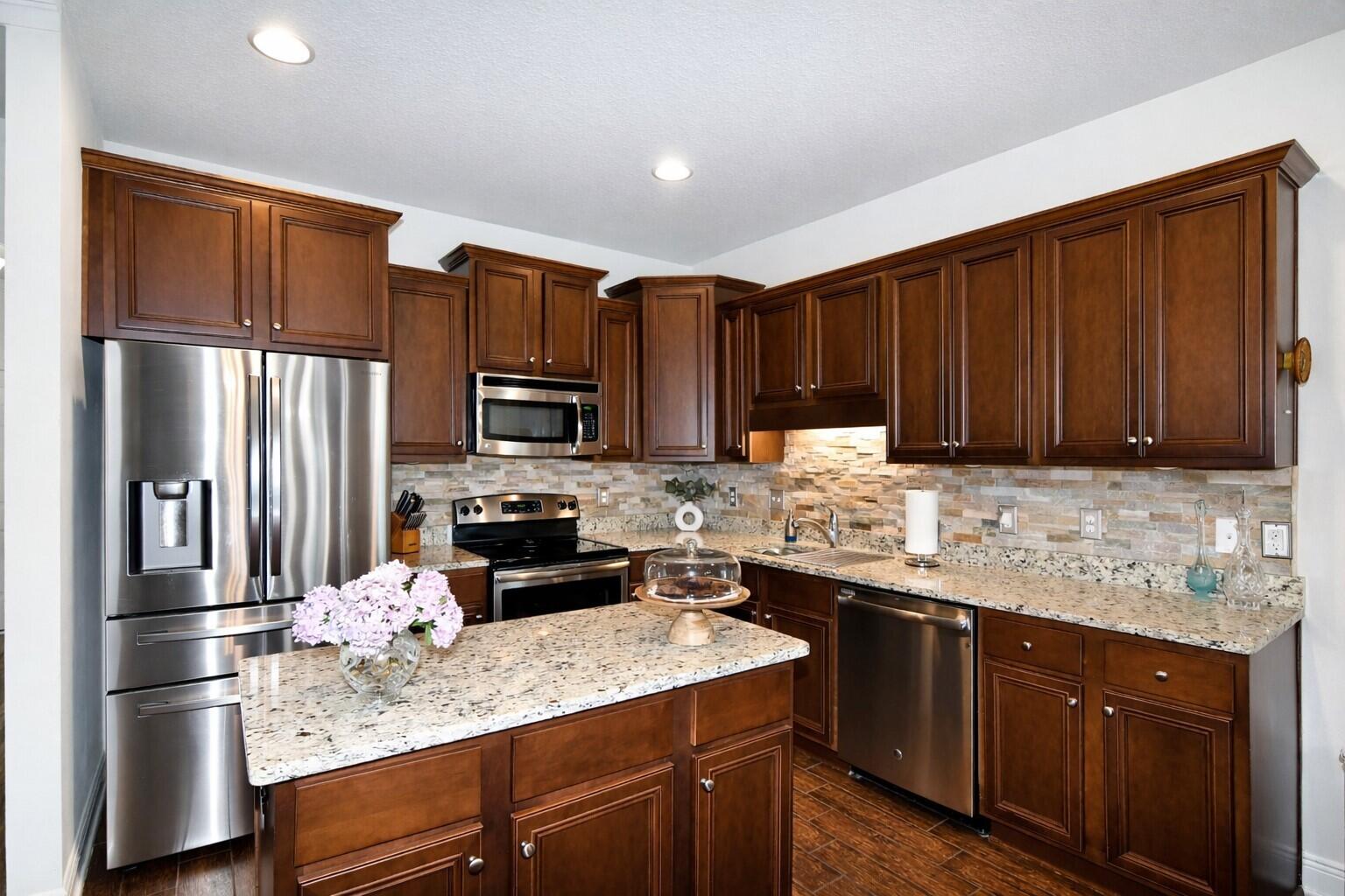 97 Dickens Drive Freeport, FL 32439 - Photo 2 of 48 DSC_2507