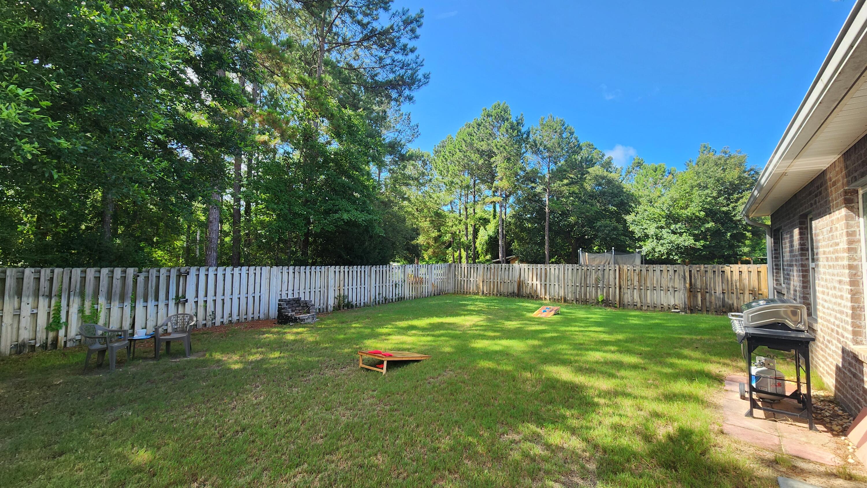 97 Dickens Drive Freeport, FL 32439 - Photo 32 of 48 20250605_043929