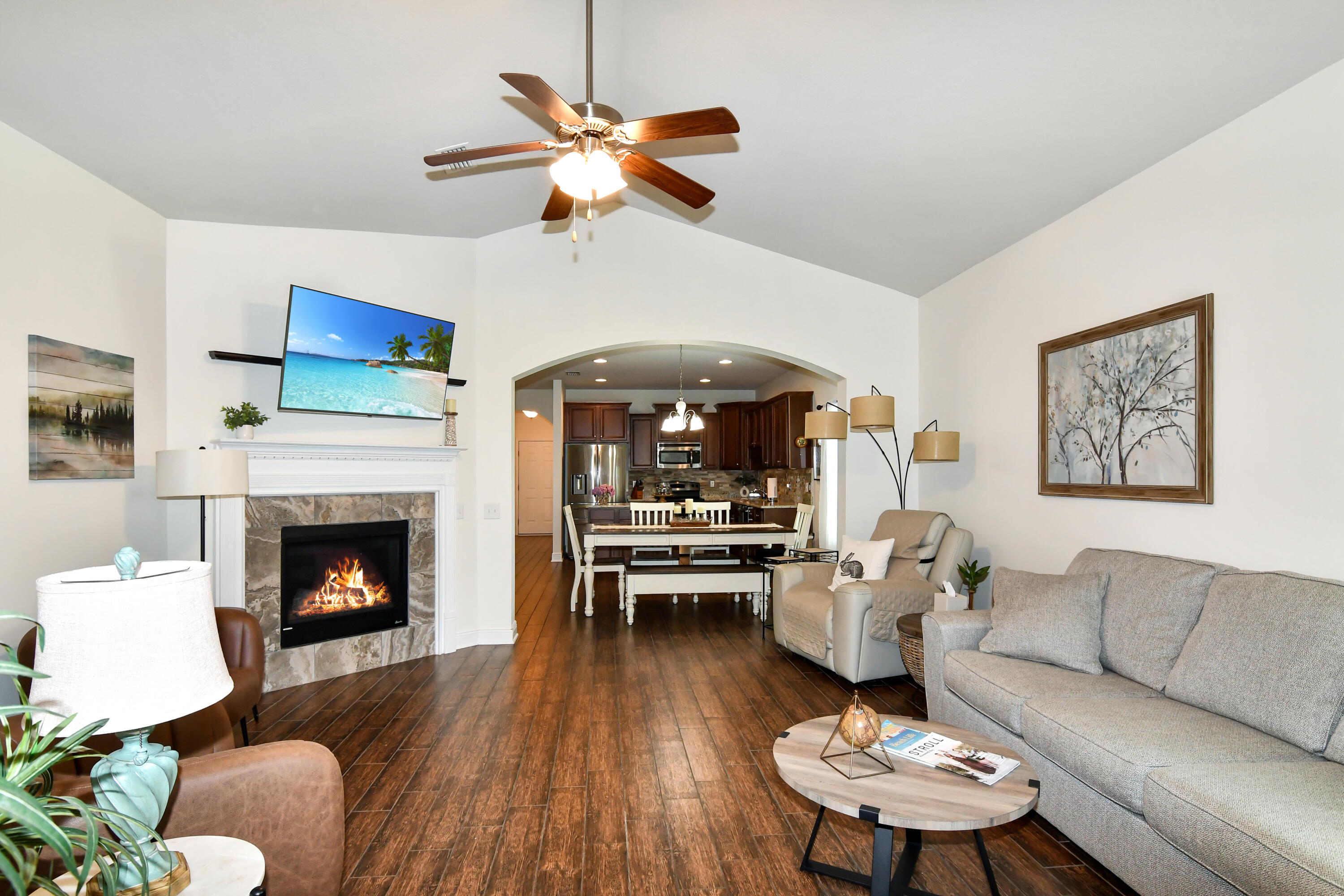 97 Dickens Drive Freeport, FL 32439 - Photo 5 of 48 DSC_2462