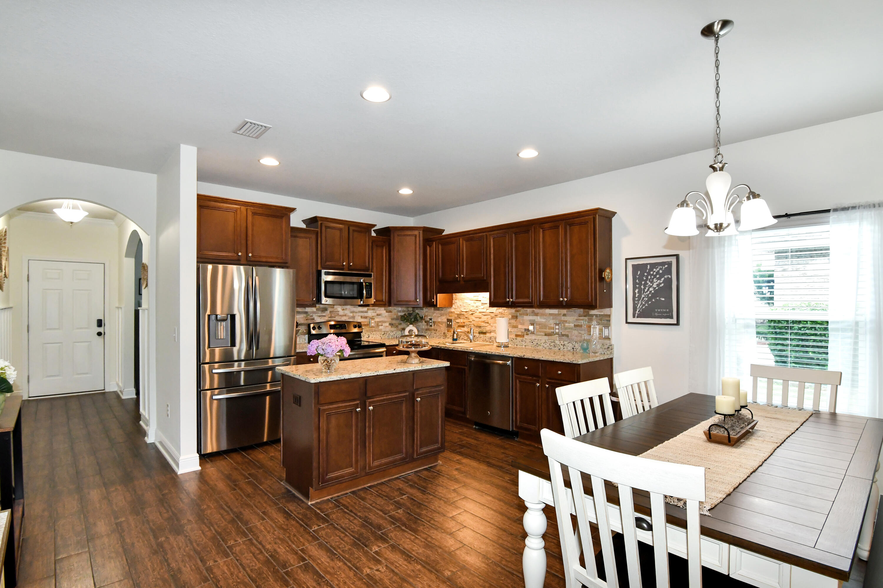 97 Dickens Drive Freeport, FL 32439 - Photo 8 of 48 DSC_2505