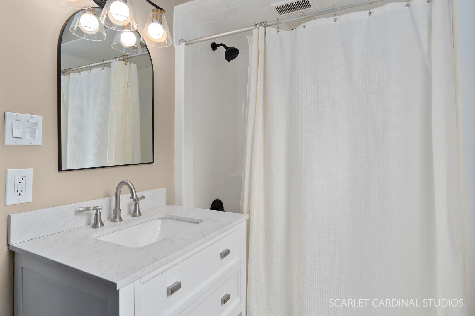 705 Spring Beach Way Cary, IL 60013 - Photo 7 of 32 a bathroom with a sink and a mirror