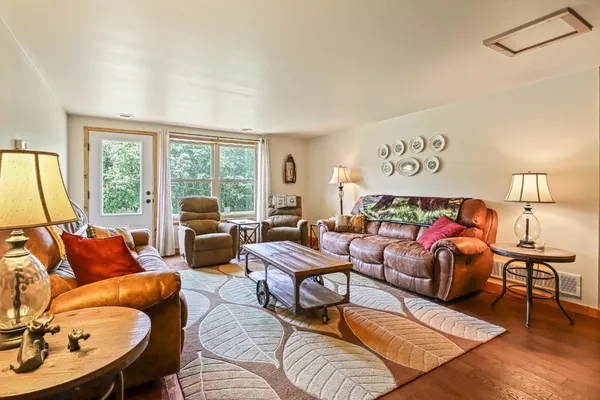 $890,000 | 75500 Joe Rein Road, Glidden, WI 54527