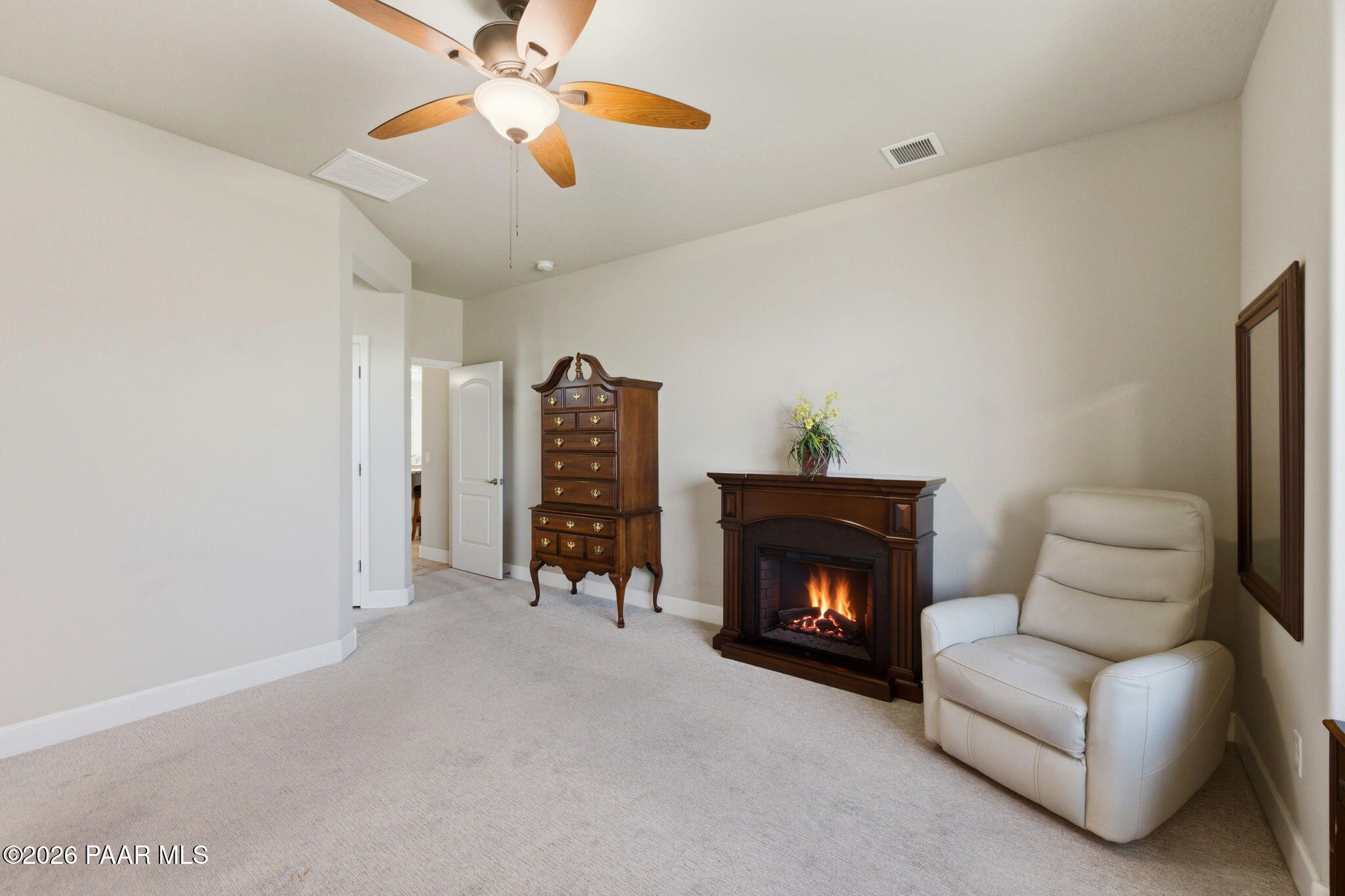 8510 Pepperbox Road Prescott Valley, AZ 86315 - Photo 15 of 44 Owner Suite Entrance