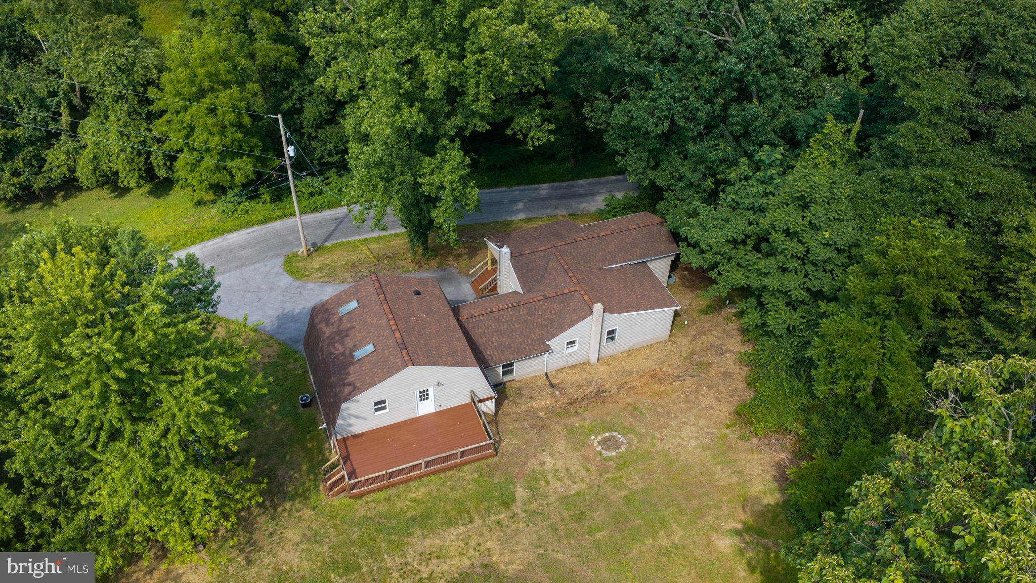 4810 Fake Road York, PA 17406 - Photo 9 of 48