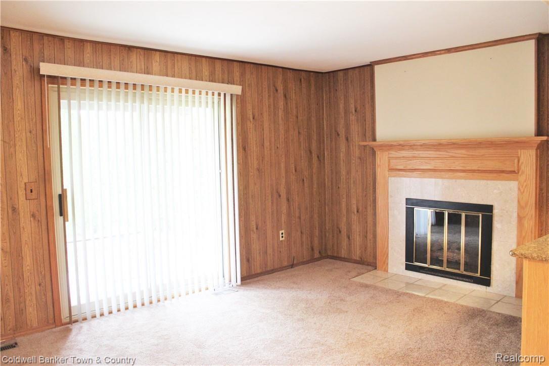 44488 Hanford Road Canton, MI 48187 - Photo 15 of 25 IMG_1754.JPG
