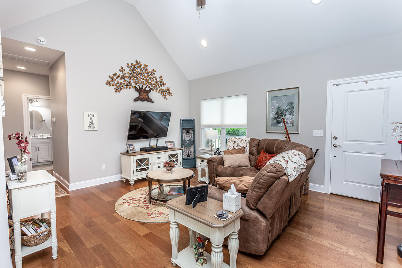 663 Fredonia Farm Road Dunlap, TN 37327 - Photo 2 of 44 Living room