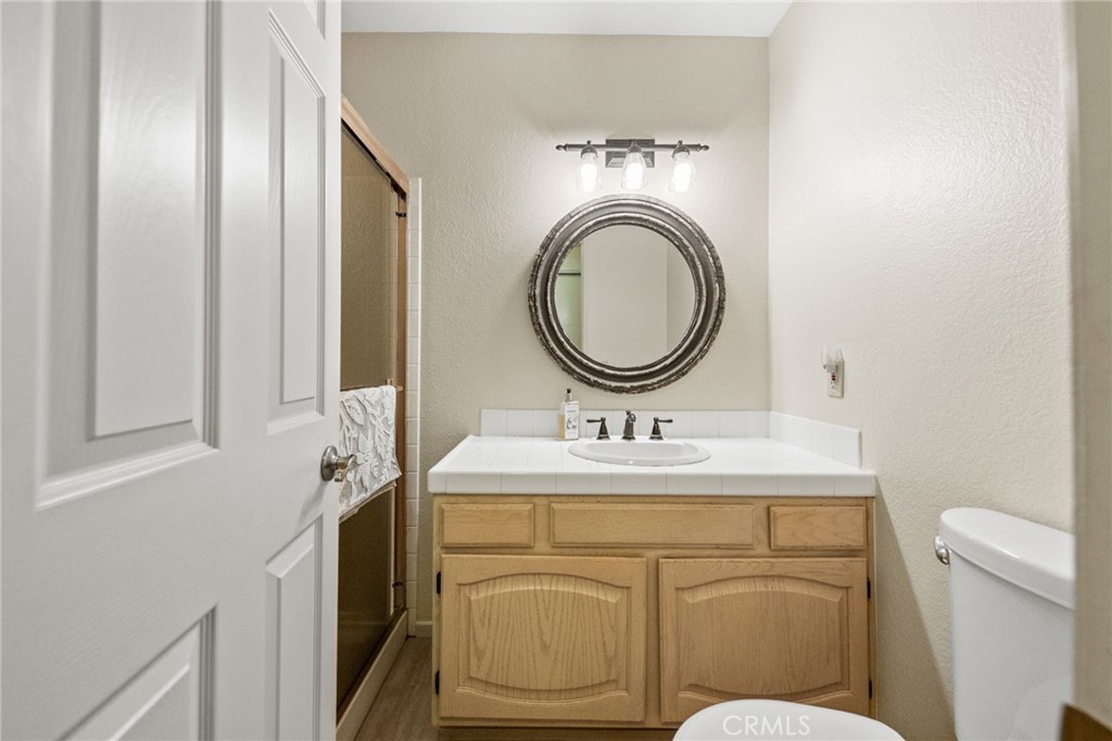 31475 Corte Mallorca Temecula, CA 92592 - Photo 22 of 51 Hall Bathroom