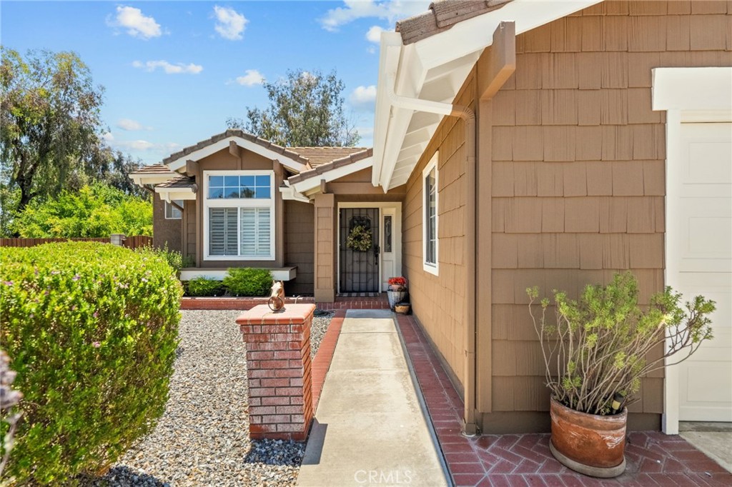 31475 Corte Mallorca Temecula, CA 92592 - Photo 5 of 51