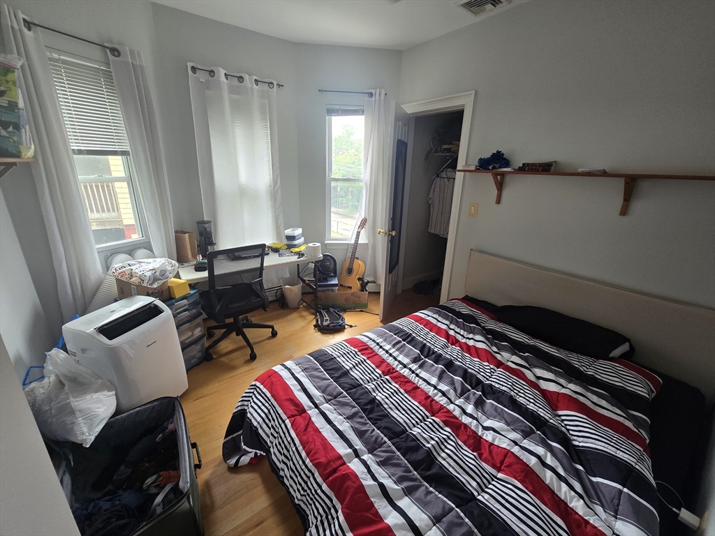 25 Raymond Street, Unit 2 Boston, MA 02134 - Photo 3 of 8