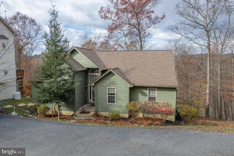 $699,000 | 6610 West Lakeridge Road, New Market, MD 21774