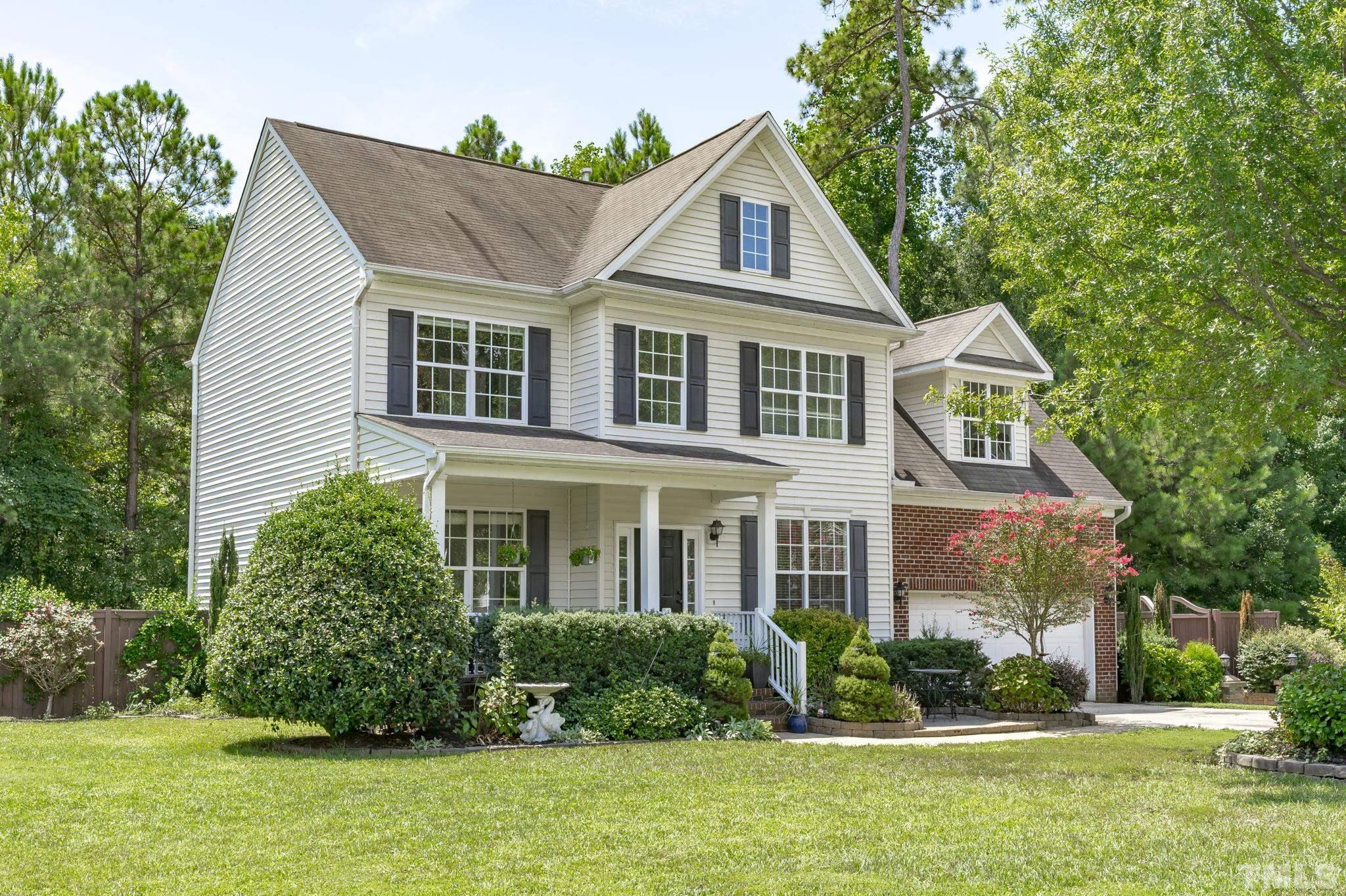 109 Riley Oaks Lane Apex, NC 27539 - Photo 1 of 35 Gallery Image 1