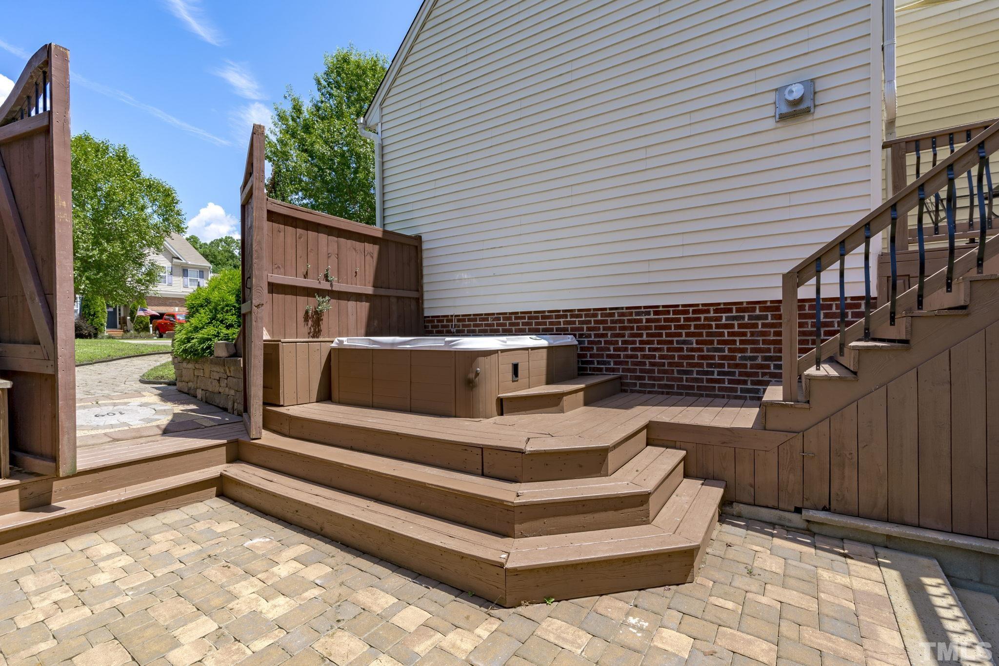 109 Riley Oaks Lane Apex, NC 27539 - Photo 27 of 35 Gallery Image 27