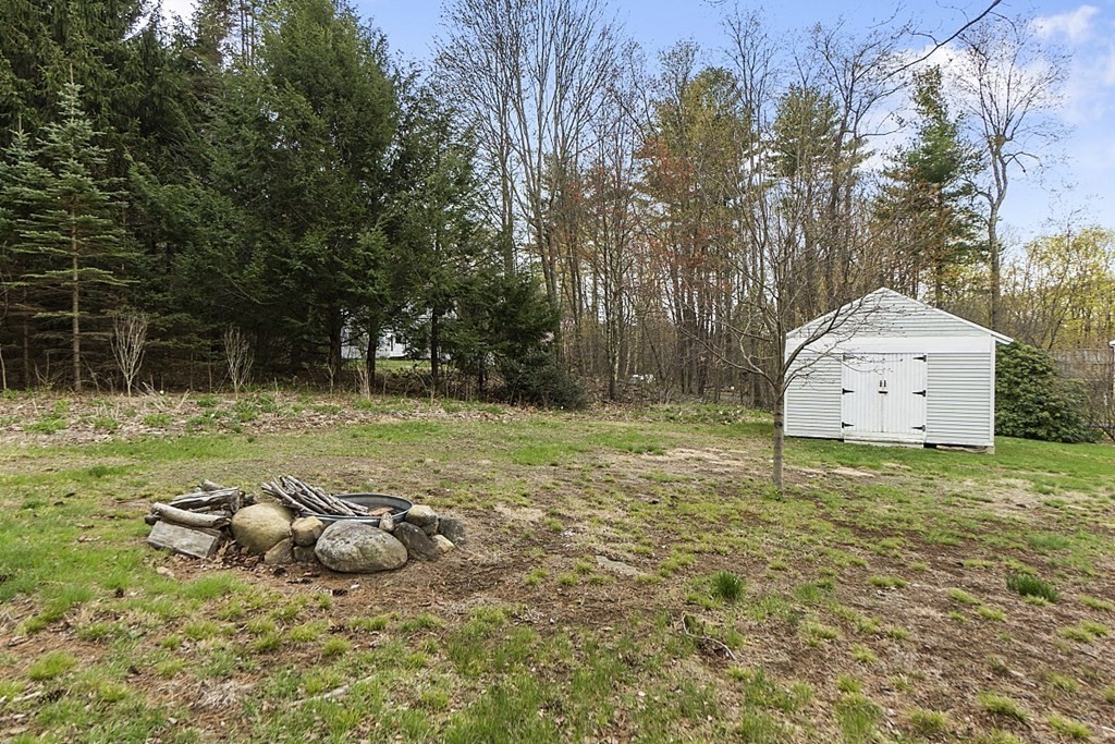 37 Clinton Road Sterling, MA 01564 - Photo 32 of 38 Gallery Image 32
