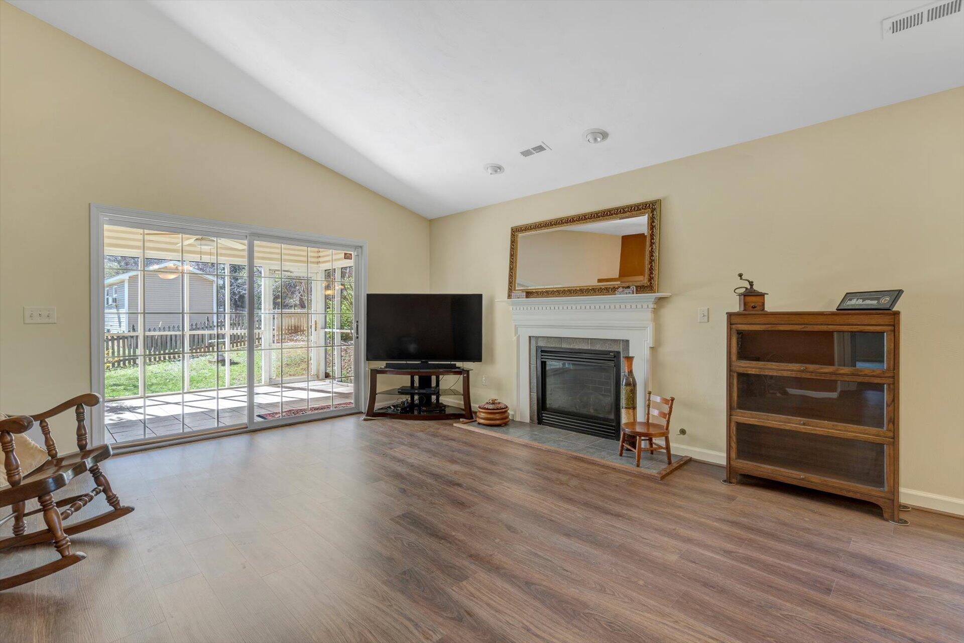 1010 Persinger Road Southwest Roanoke, VA 24015 - Photo 14 of 28 13-032820220142