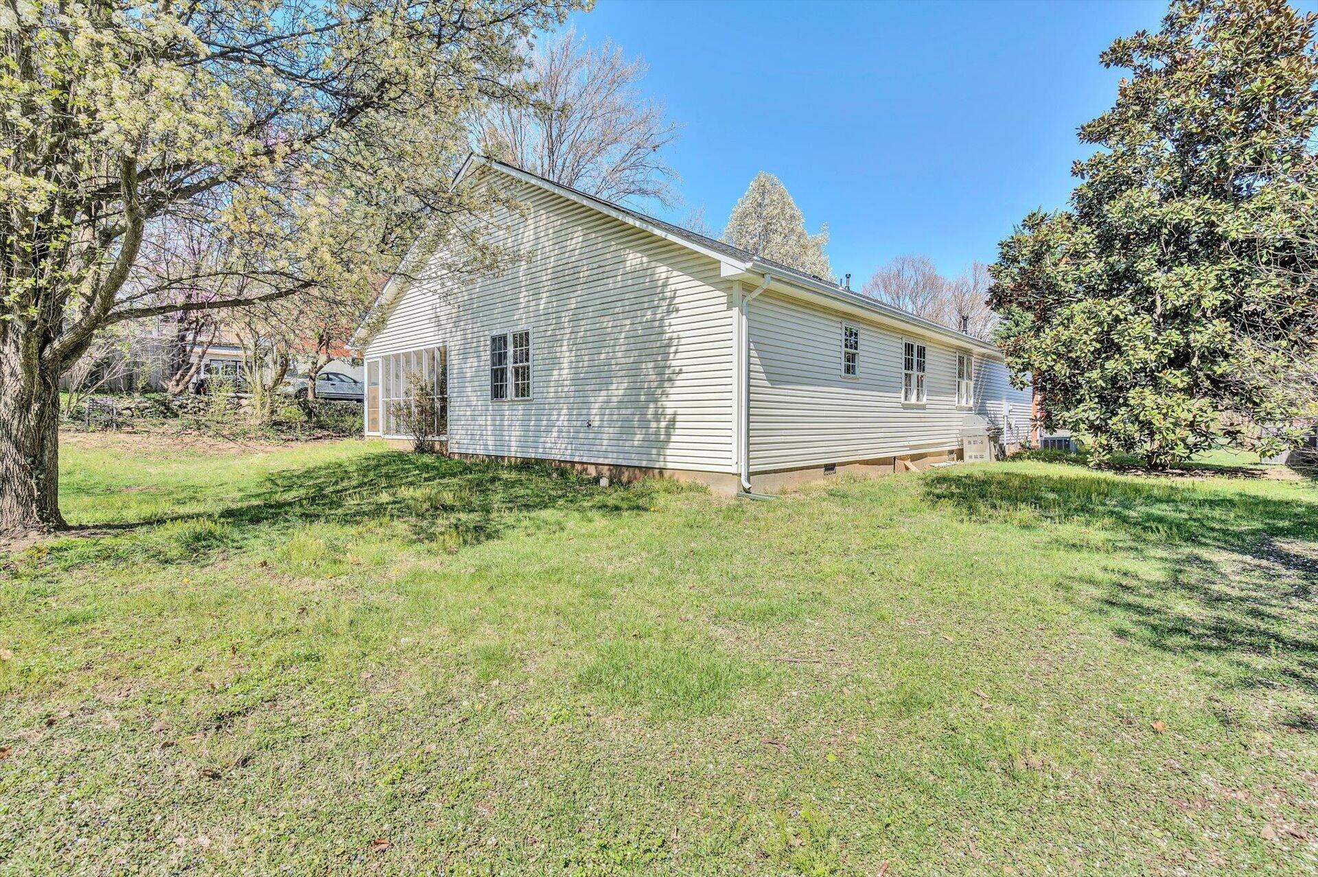 1010 Persinger Road Southwest Roanoke, VA 24015 - Photo 27 of 28 26-032820220127
