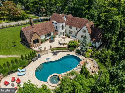 $1,200,000 | 1952 Canterbury Road, Abington, PA 19001