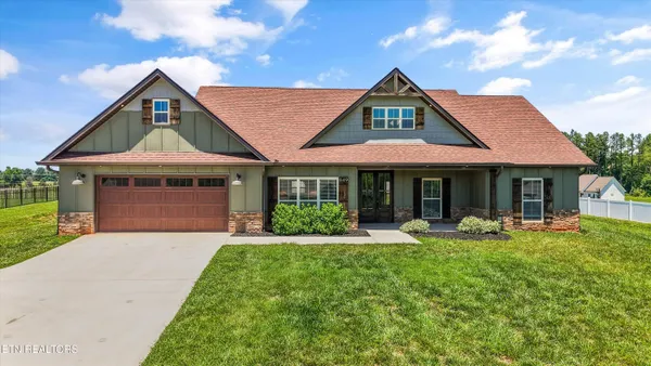 $609,000 | 849 Pinebrooke Drive, Maryville, TN 37801