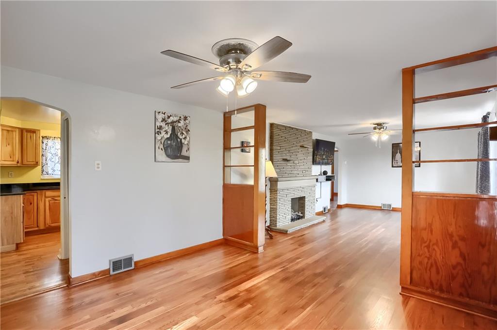 4334 Reece Drive Pittsburgh, PA 15227 - Photo 12 of 46 Gallery Image 12