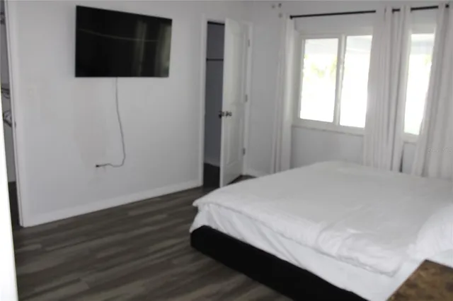 $3,500 | 7655 Cardiff Court North, St. Petersburg, FL 33709