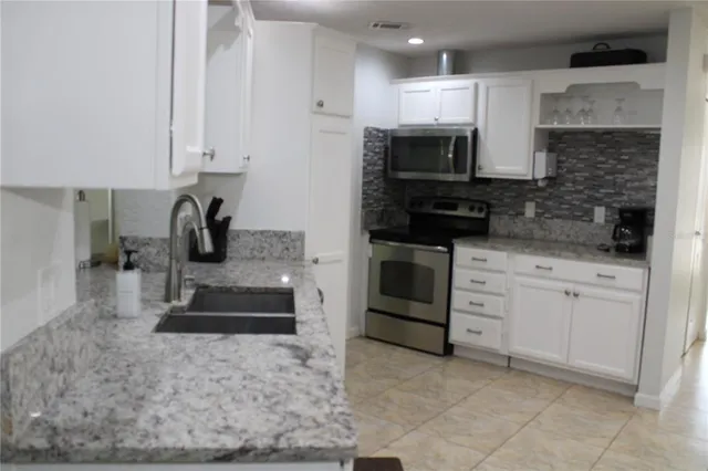 $3,500 | 7655 Cardiff Court North, St. Petersburg, FL 33709