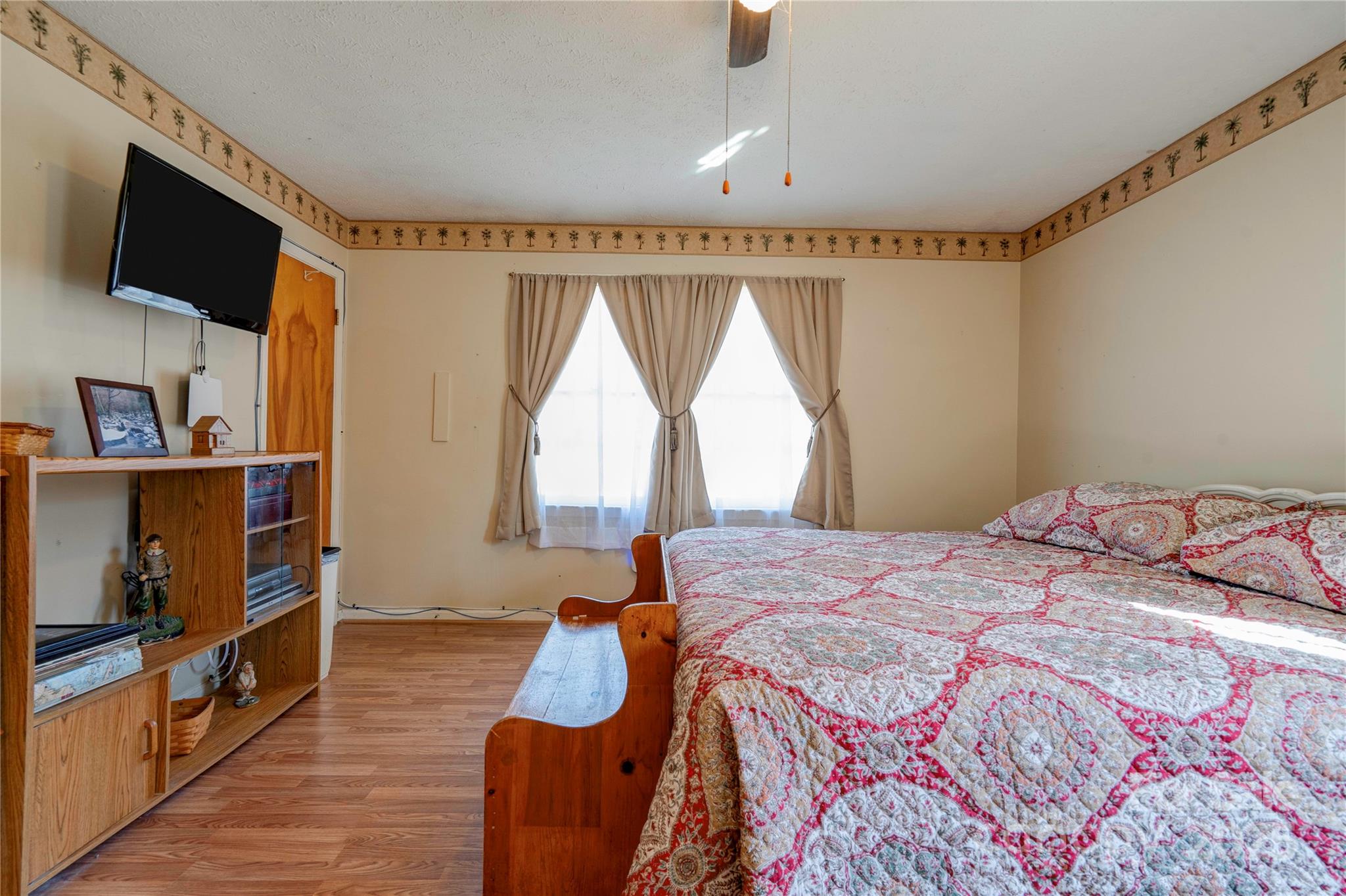 914 Parkwood Road Shelby, NC 28150 - Photo 11 of 40 a bedroom with bed and a window