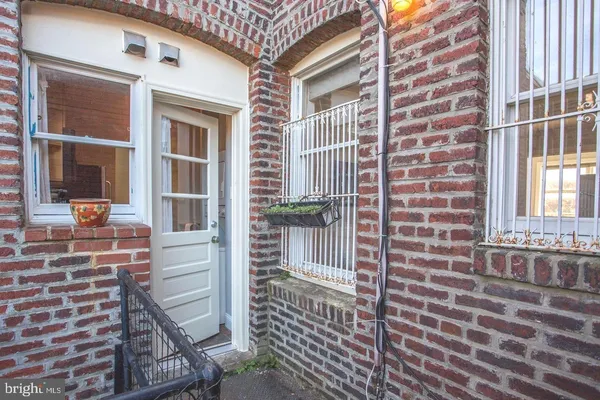 $3,200 | 1737 P Street Northwest, Unit 501, Washington, DC 20036