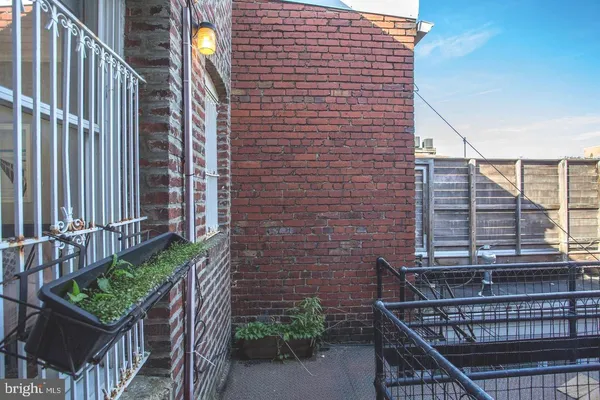 $3,200 | 1737 P Street Northwest, Unit 501, Washington, DC 20036