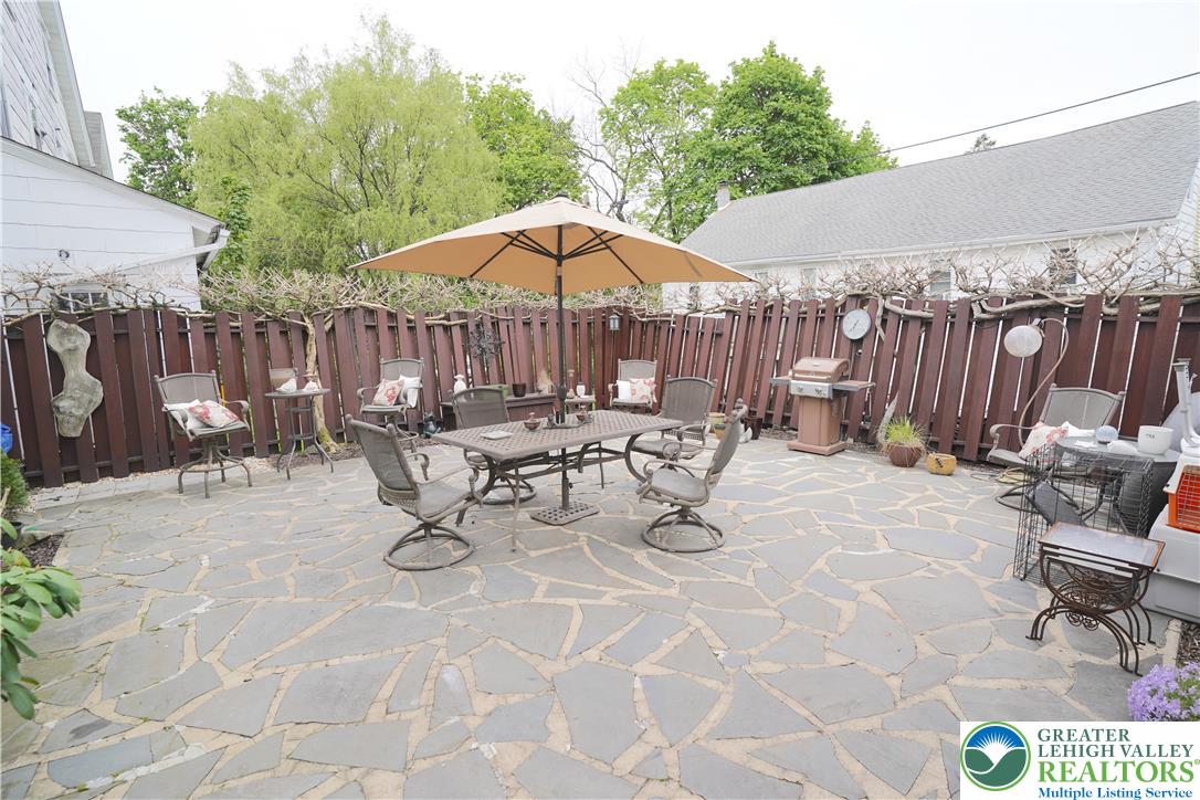 22 Dowell Street Slatington, PA 18080 - Photo 40 of 44