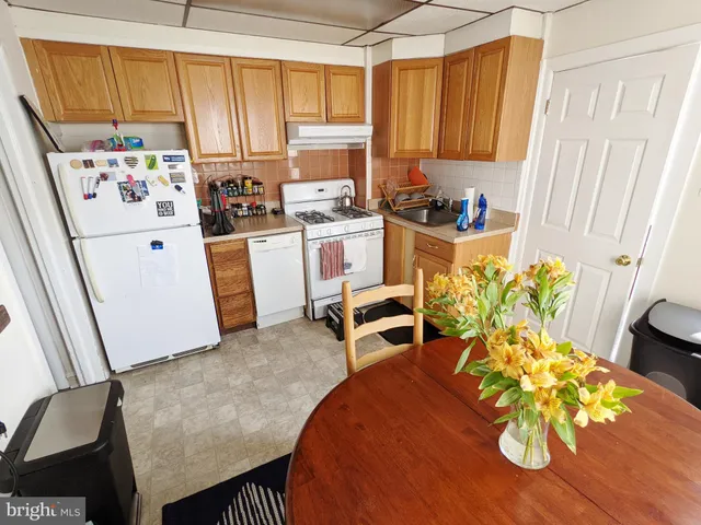 $3,300 | 728 West Railroad Avenue, Bryn Mawr, PA 19010