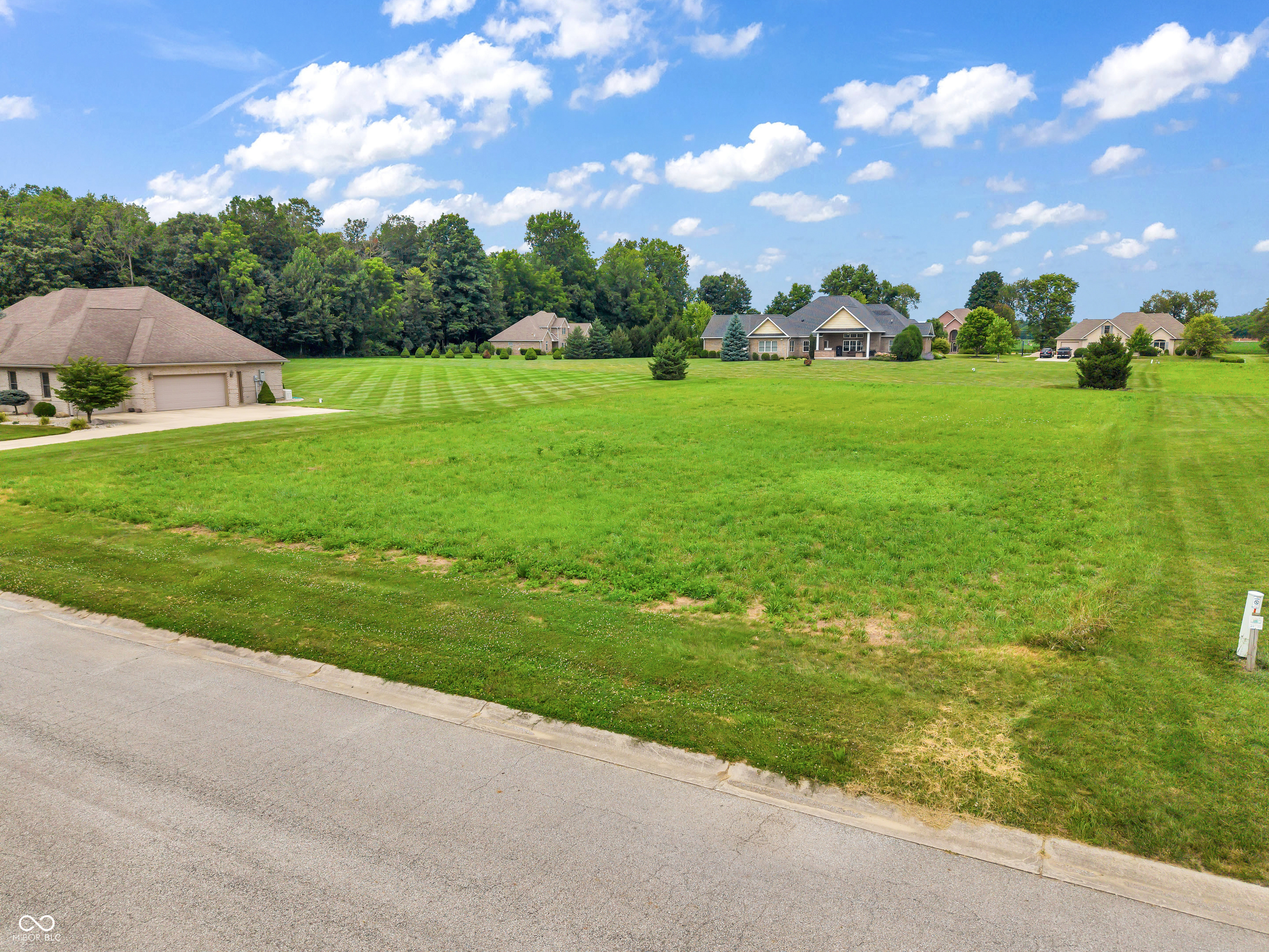 6076 Bluegrass Road Kokomo, IN 46901 - Photo 1 of 16 Gallery Image 1