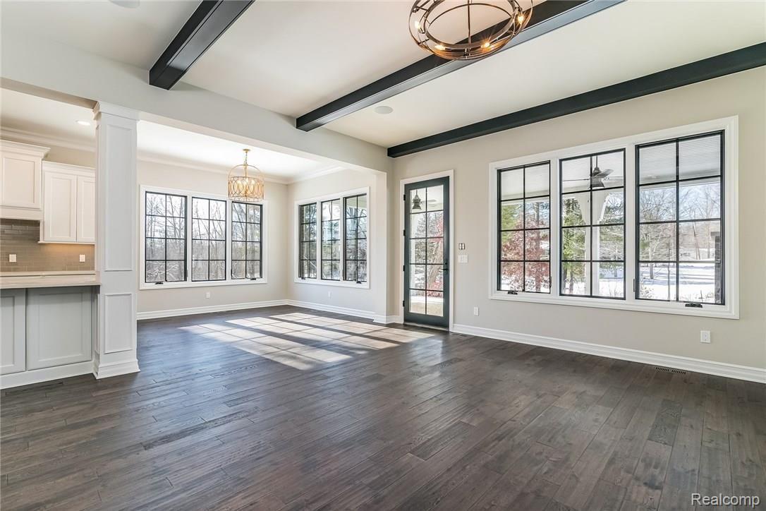 1838 Traceky Drive Rochester, MI 48306 - Photo 5 of 24 009-5227019-medium.jpg