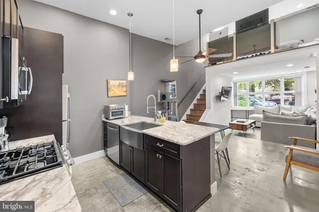 $624,900 | 719 F Street Northeast, Washington, DC 20002