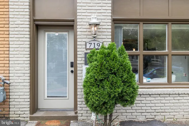 $624,900 | 719 F Street Northeast, Washington, DC 20002