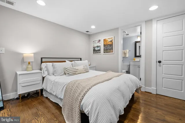 $624,900 | 719 F Street Northeast, Washington, DC 20002