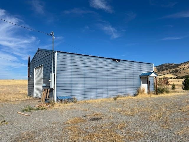 6719 Ager Beswick Road Montague, CA 96064 - Photo 17 of 20 Gallery Image 17