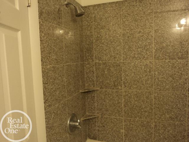 8401 18 18 Mile Road, Unit 124 Sterling Heights, MI 48313 - Photo 38 of 52
