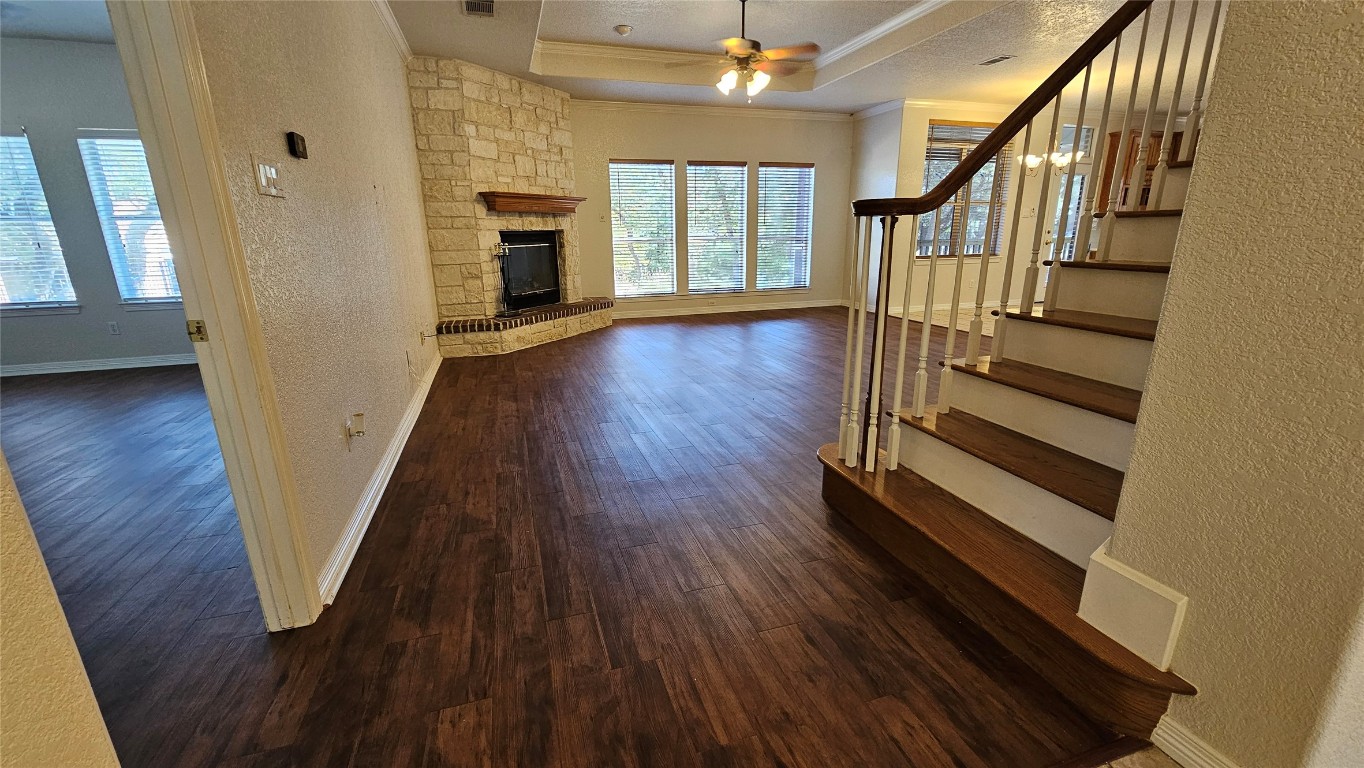 1301 County Road 262 Georgetown, TX 78633 - Photo 7 of 39