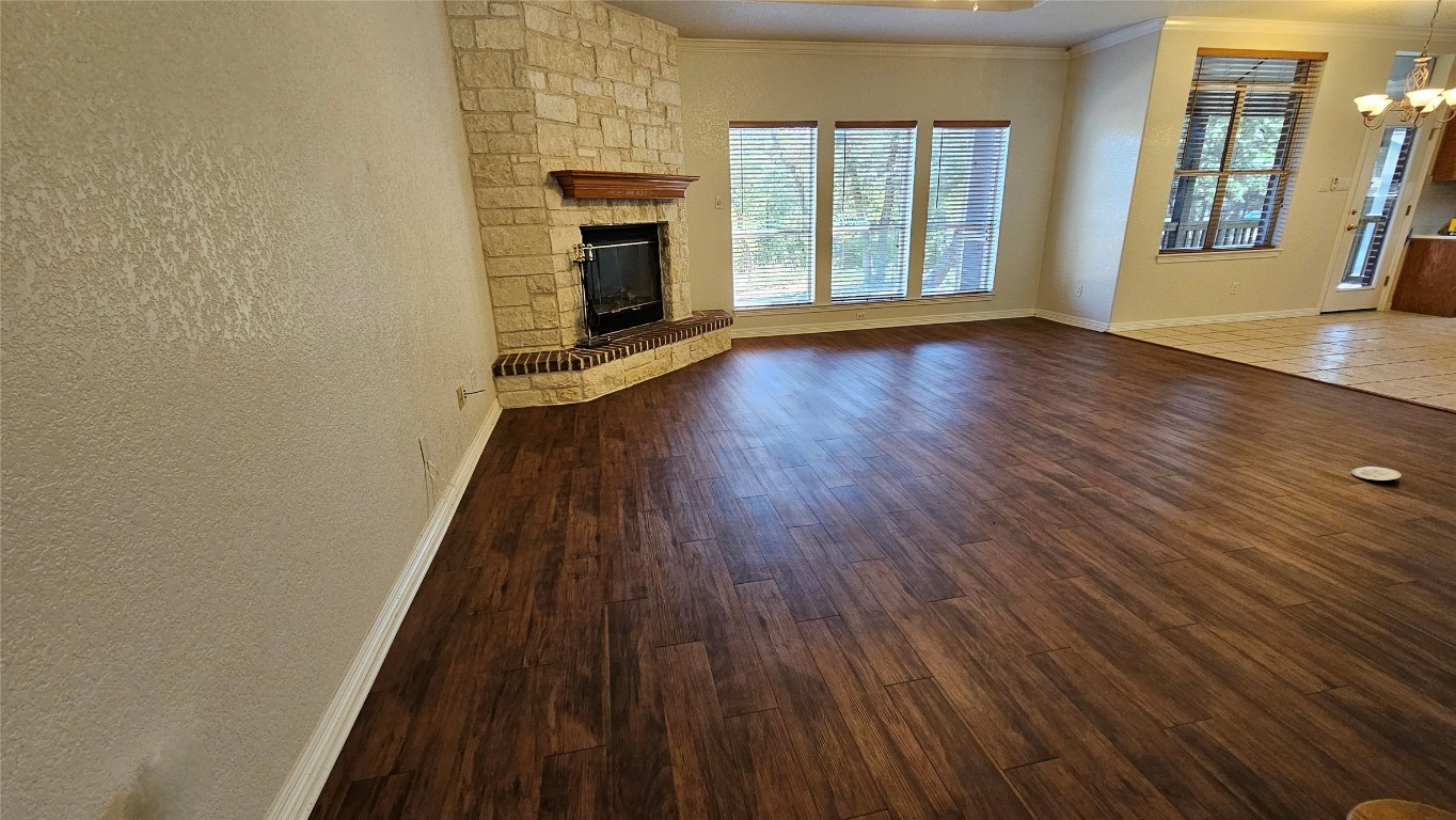 1301 County Road 262 Georgetown, TX 78633 - Photo 8 of 39