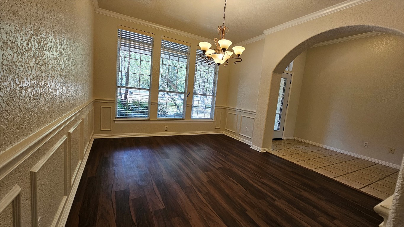 1301 County Road 262 Georgetown, TX 78633 - Photo 9 of 39