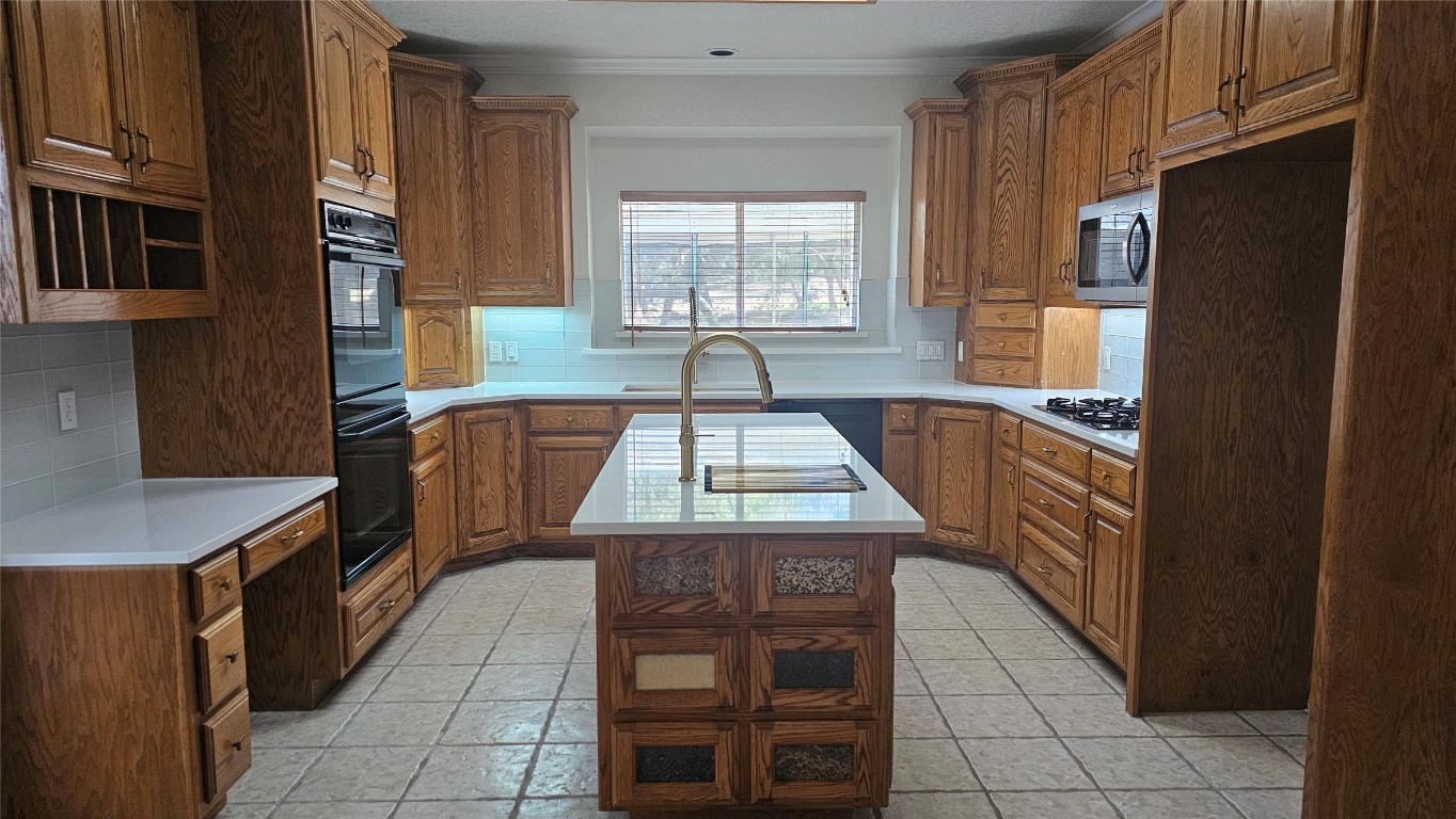 1301 County Road 262 Georgetown, TX 78633 - Photo 10 of 39