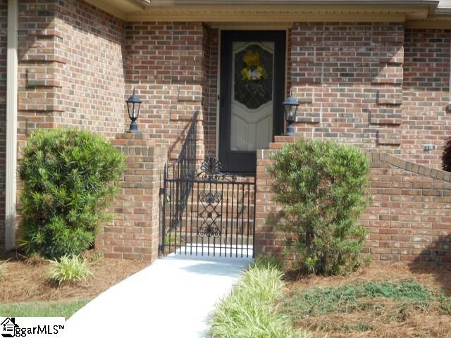 24 Huntingdon Road Clinton, SC 29325 - Photo 2 of 35 Gallery Image 2