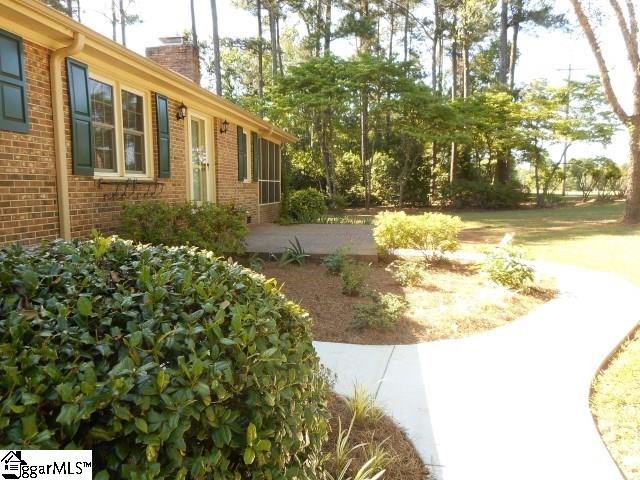 24 Huntingdon Road Clinton, SC 29325 - Photo 3 of 35 Gallery Image 3