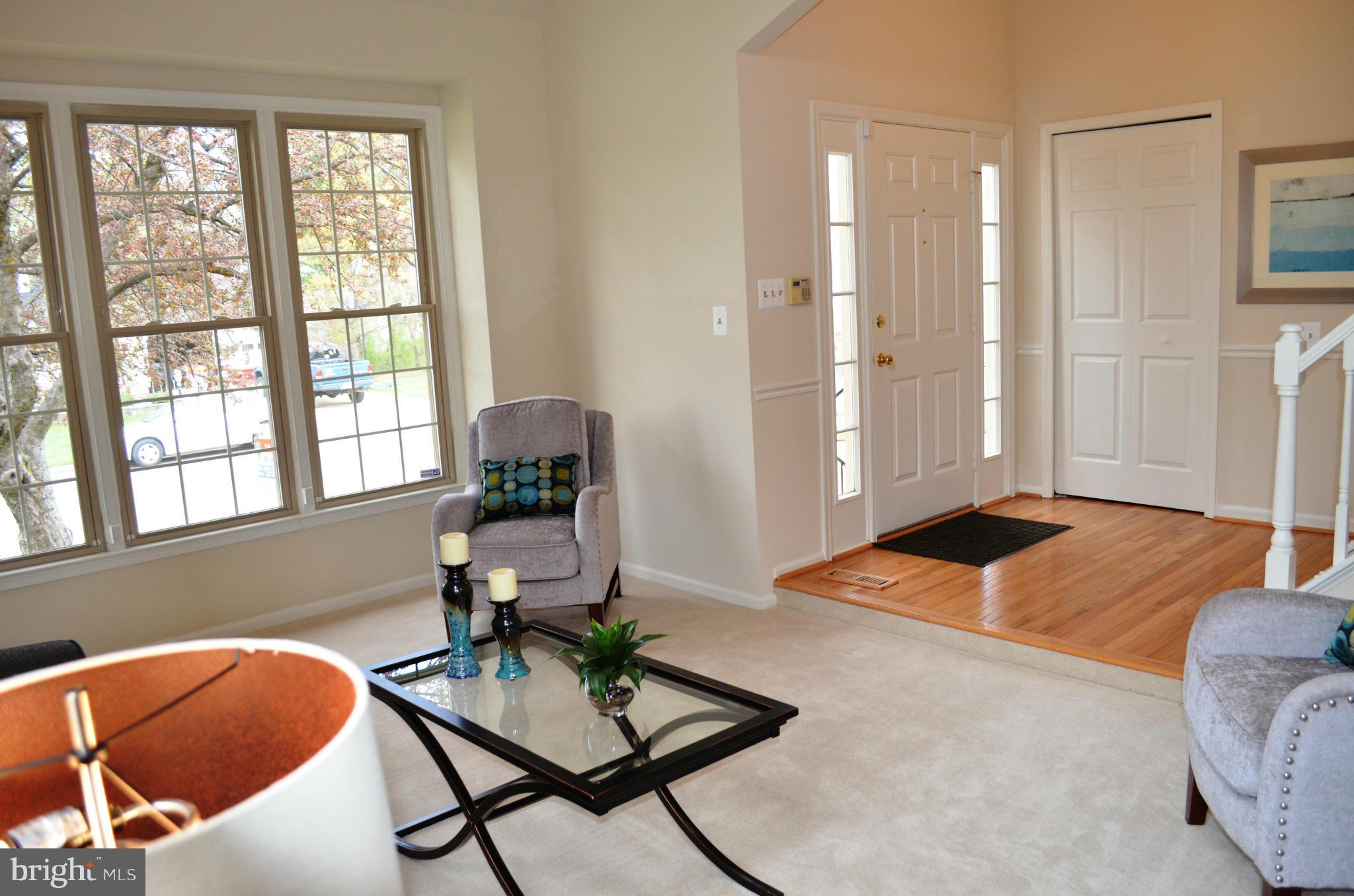 135 Environs Road Sterling, VA 20165 - Photo 3 of 27 Interior (General)