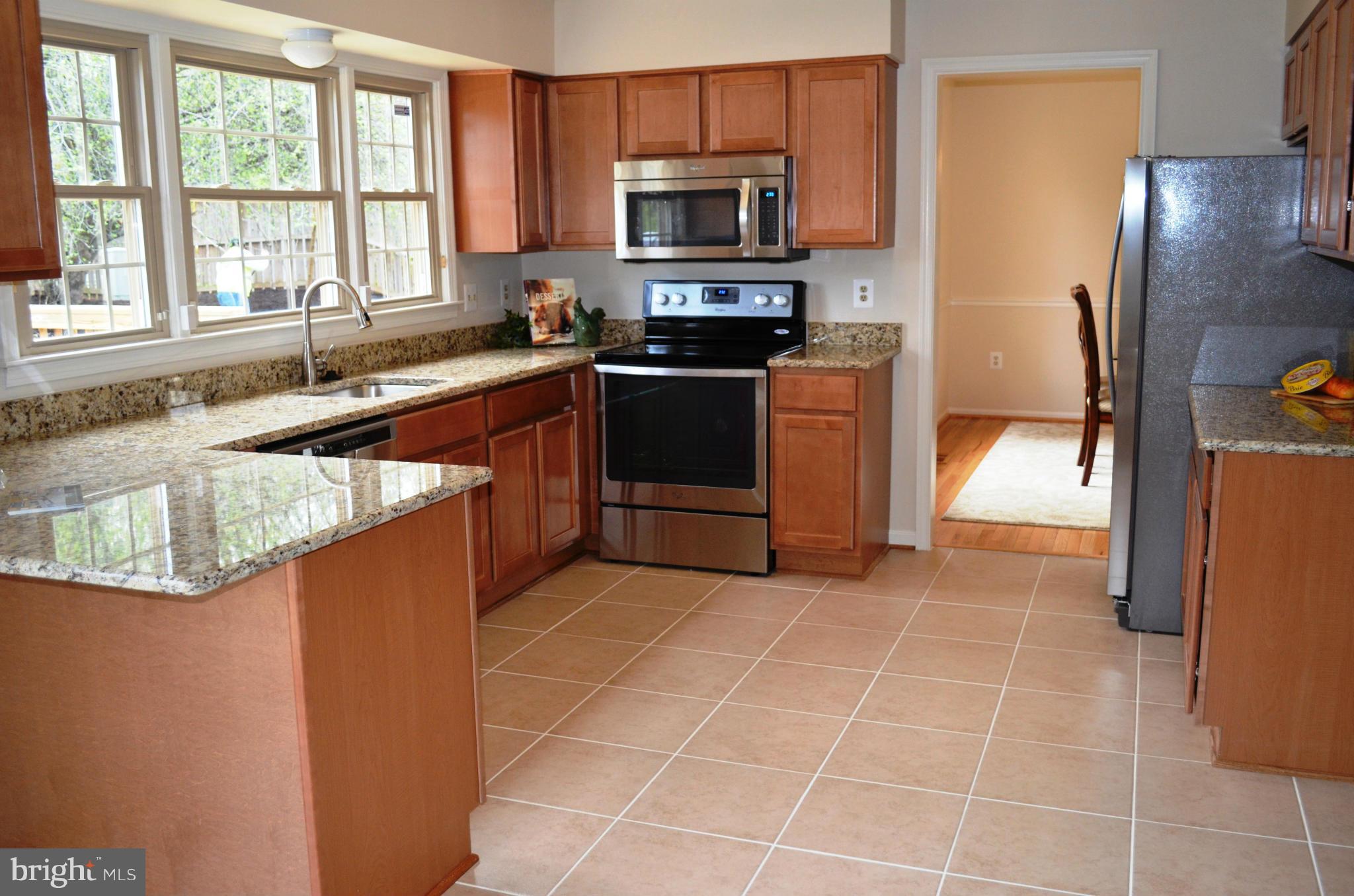135 Environs Road Sterling, VA 20165 - Photo 8 of 27 Kitchen