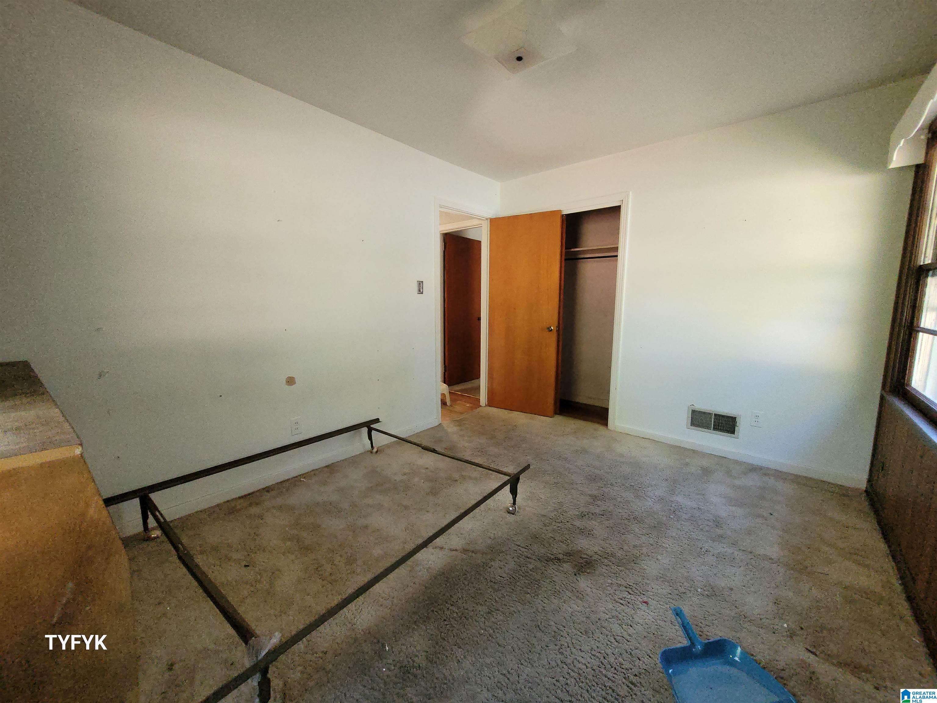536 Camellia Road Birmingham, AL 35215 - Photo 12 of 32